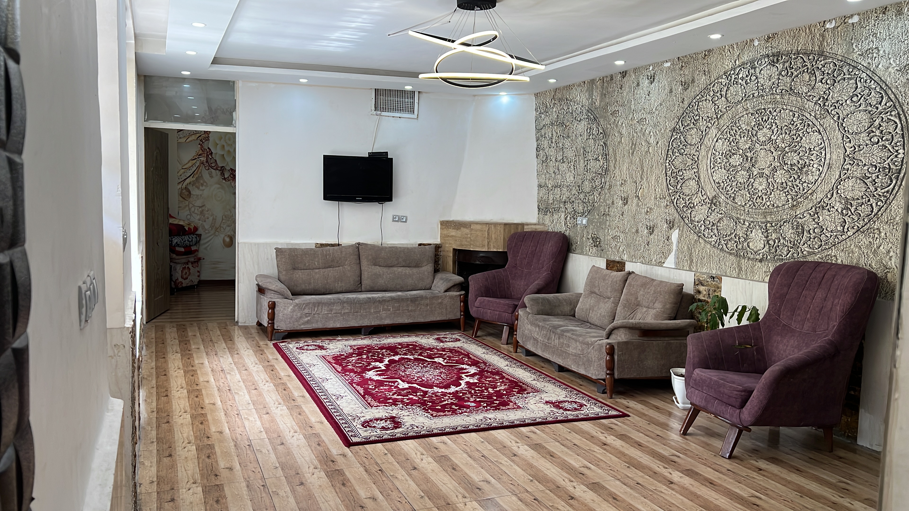باغ ویلا کد 42  2خواب استخر اب گرم